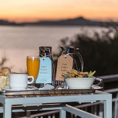 Coronado Thalasso & Отель