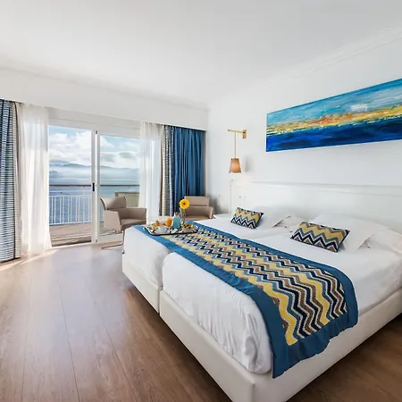 ホテル Coronado Thalasso & 5*