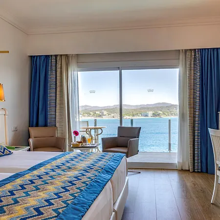 Coronado Thalasso & Готель Пагера