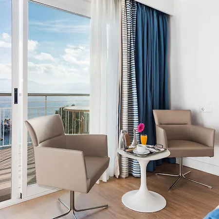 Coronado Thalasso & Готель