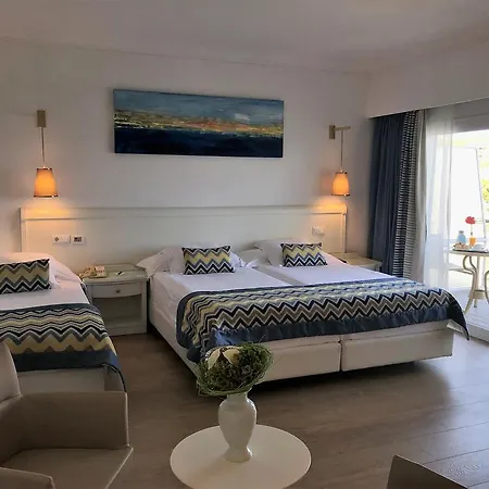 Coronado Thalasso & ホテル パゲラ