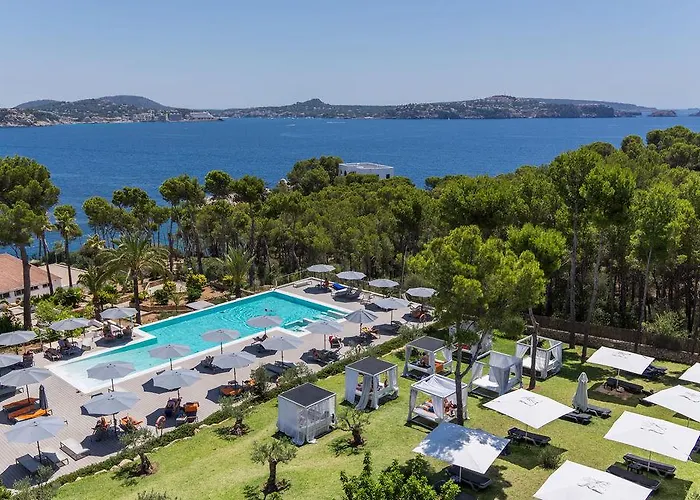 Готель Coronado Thalasso & Пагера