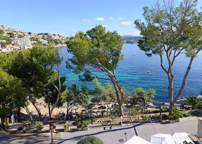 Coronado Thalasso & Готель Пагера